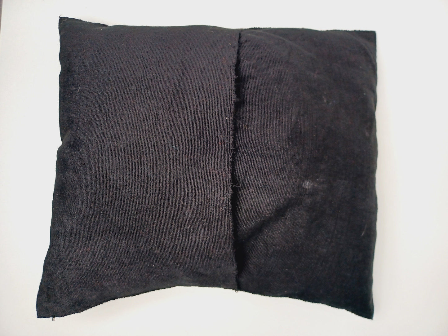Housse de coussin motif animalier mexicain brodé à la main