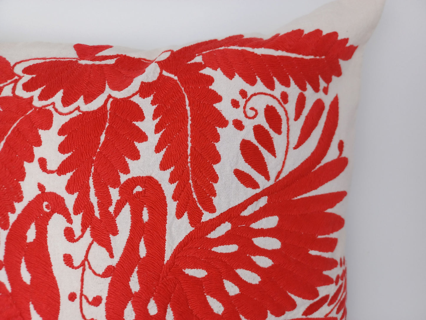 Mexican hand embroidered pillow cover, Otomi pillow cover, Mexico pillow, Mexican pillow cover