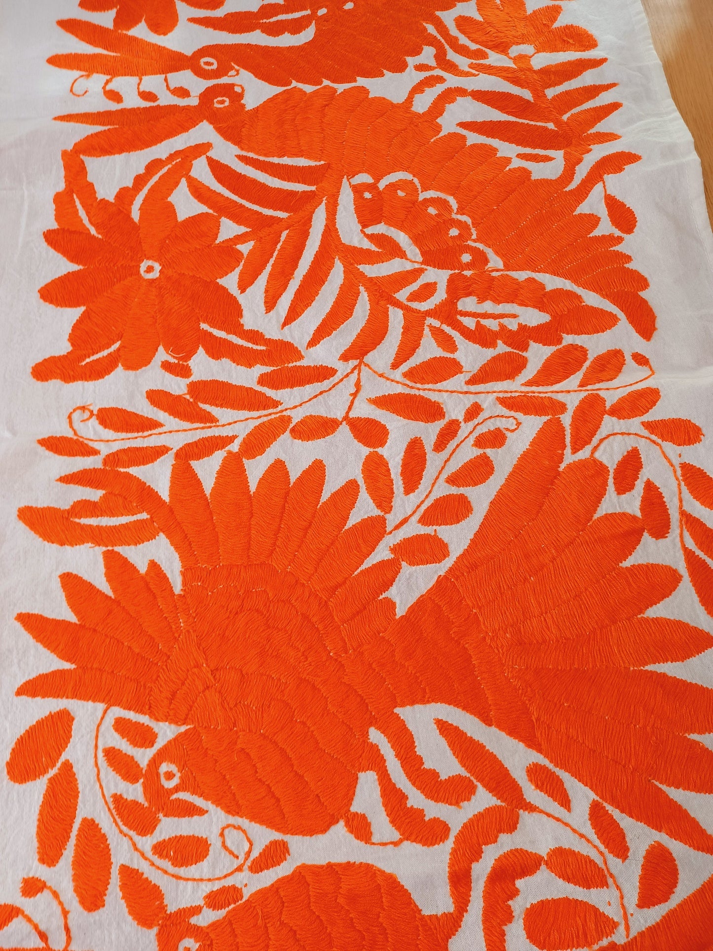 Otomi Tischläufer, handbestickter mexikanischer Tischläufer