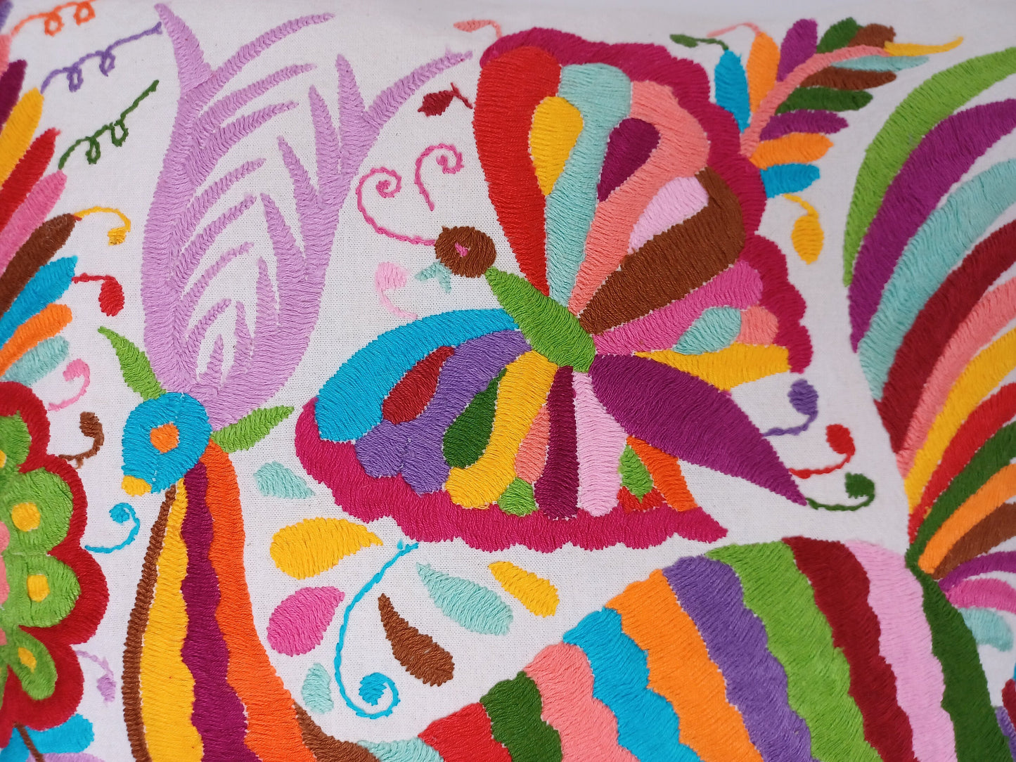 Otomi Kissenbezug, Made in Mexico, hangbestickter mexikanischer Kissenbezug
