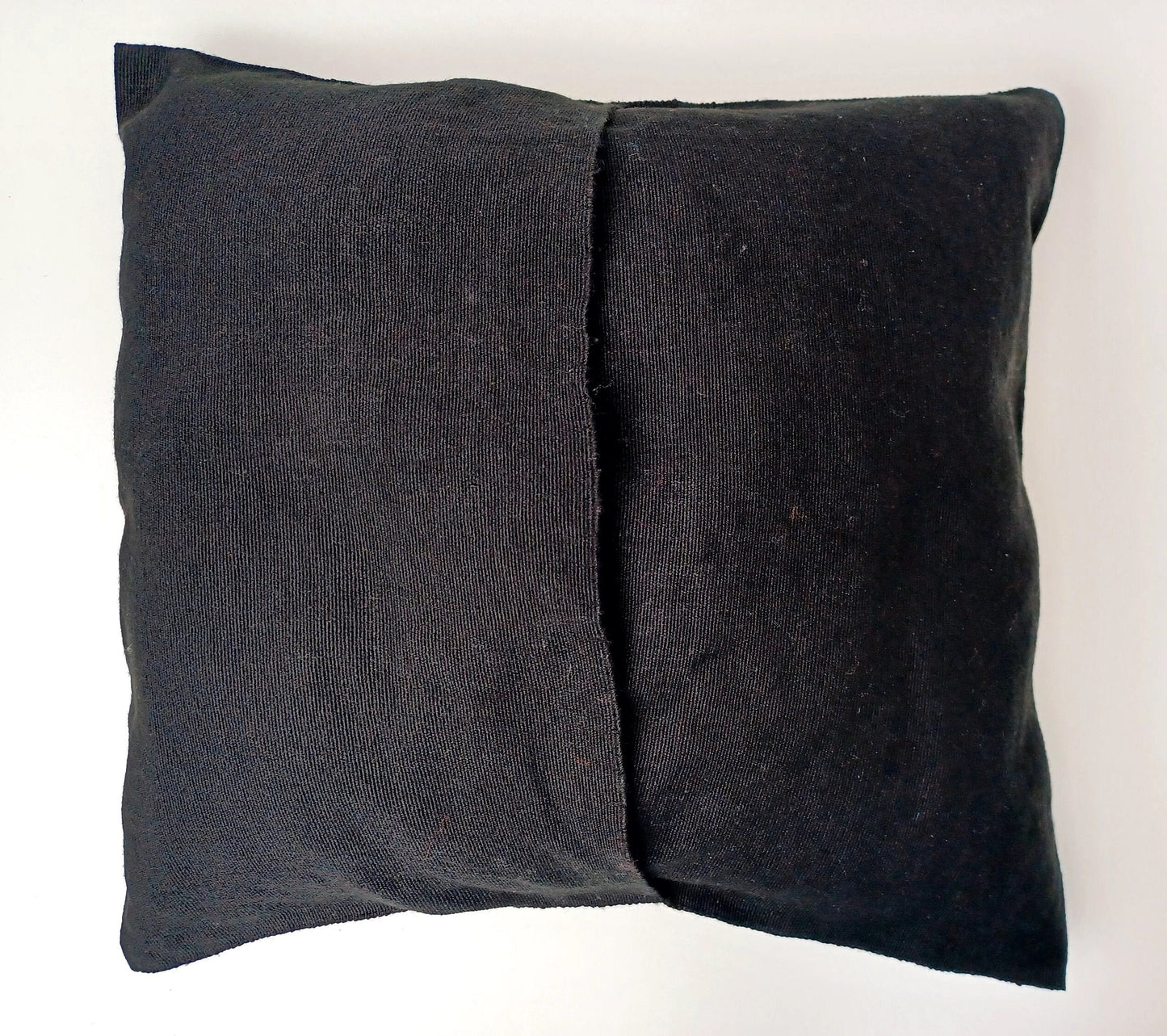 Housse de coussin motif animalier mexicain brodé à la main