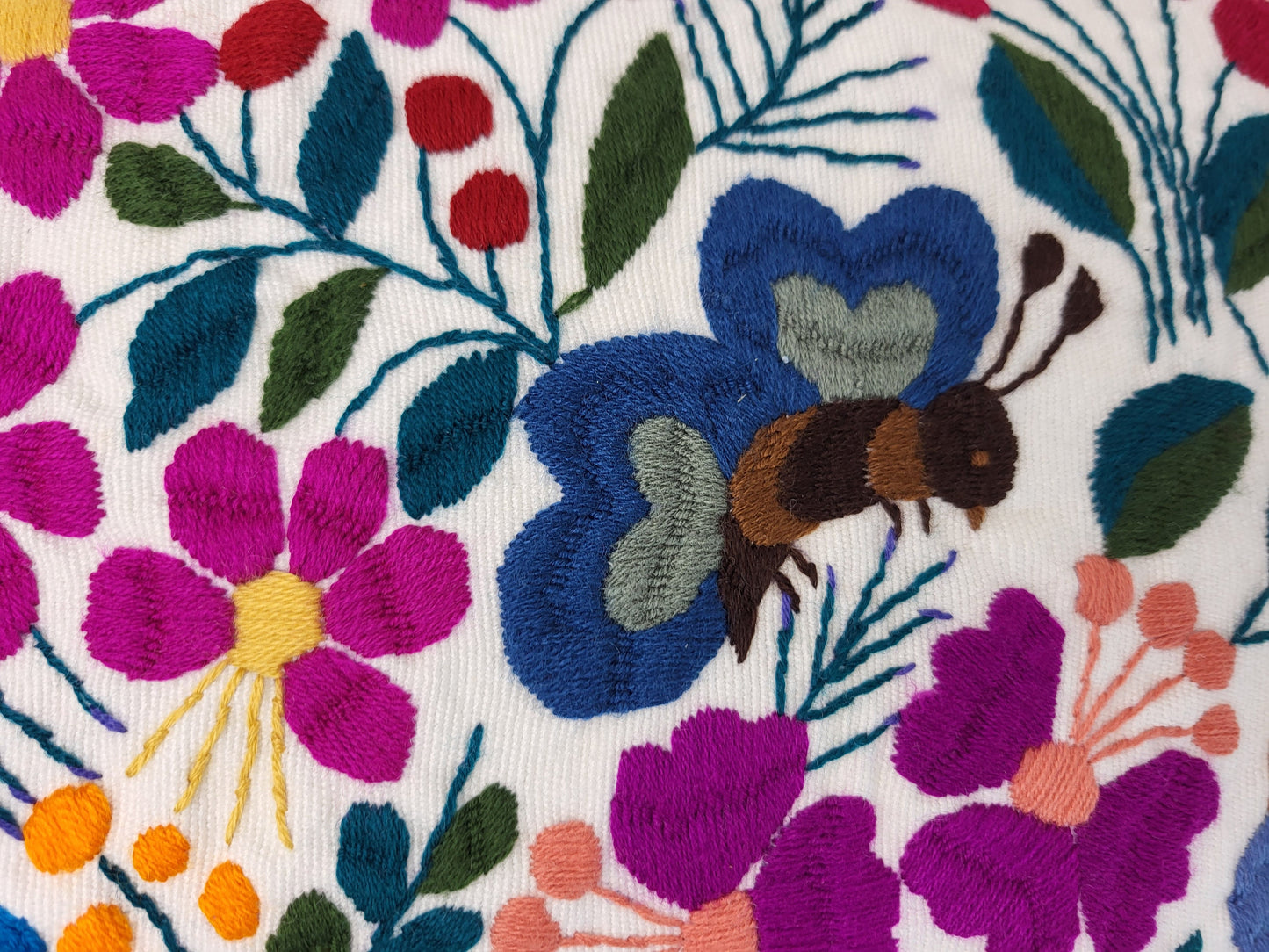 Housse de coussin fait main mexicaine, motif broderie animaux et plantes, housse de coussin bohème