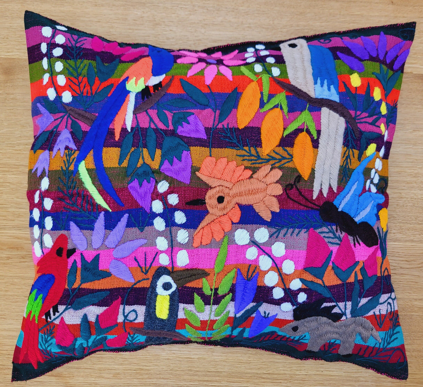 Housse de coussin brodée à la main mexicaine, housse de coussin motif animalier