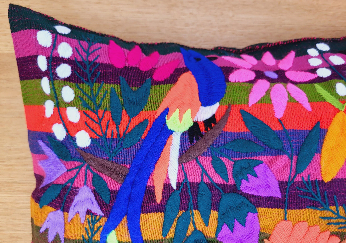 Housse de coussin brodée à la main mexicaine, housse de coussin motif animalier