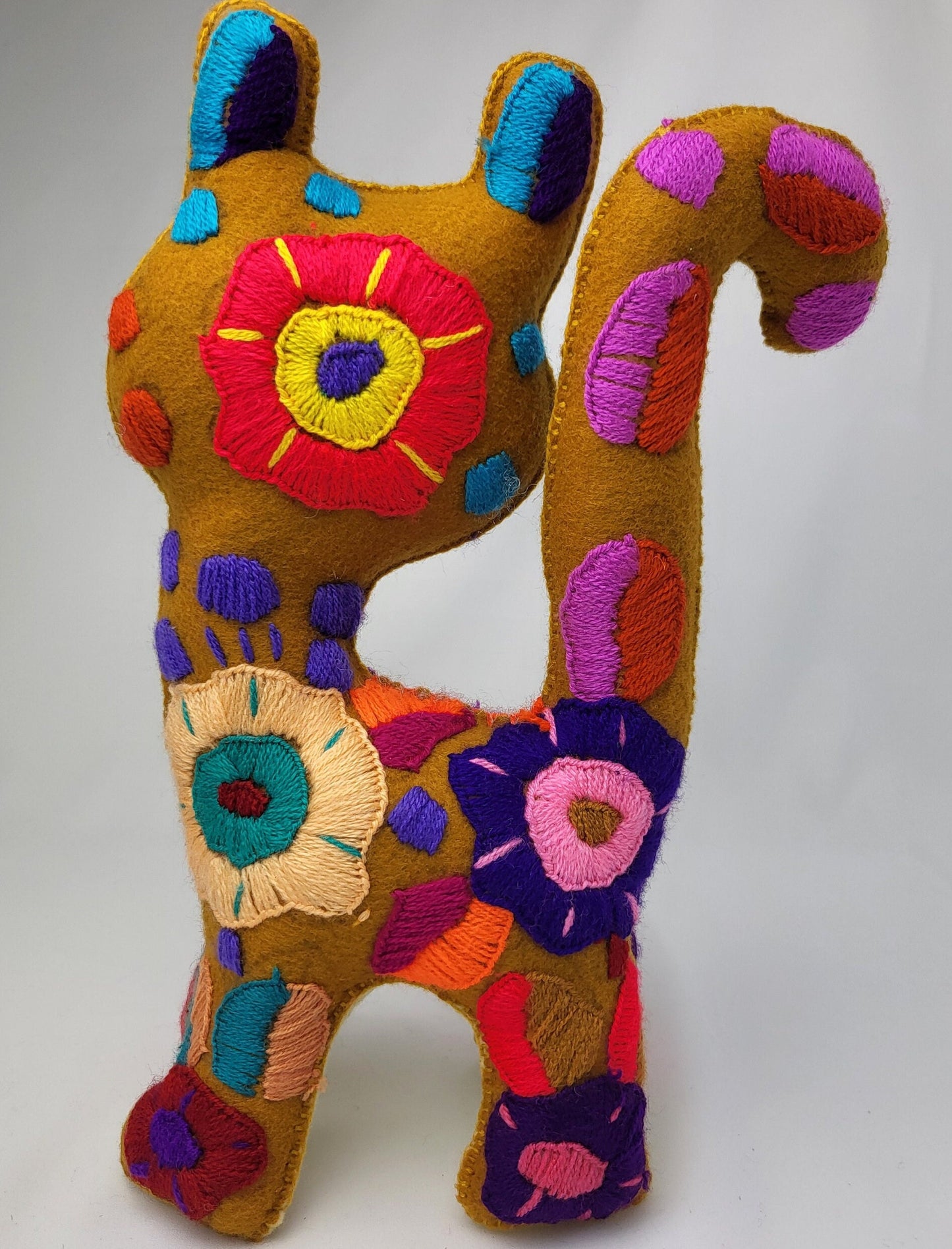 chat brodé à la main, peluche du Mexique