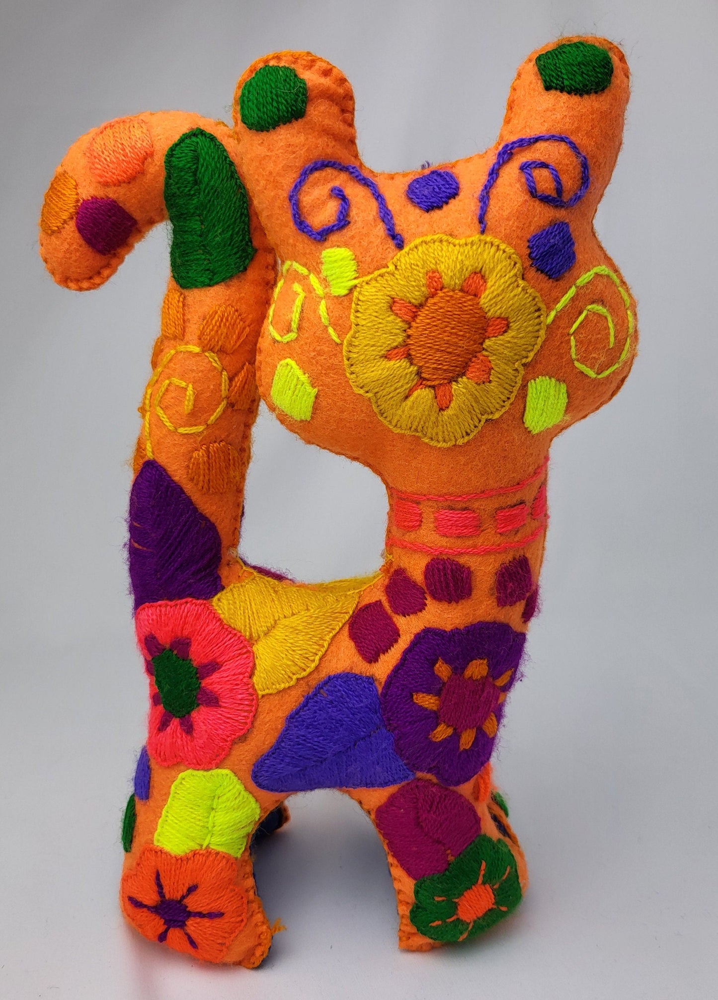chat brodé à la main, peluche du Mexique