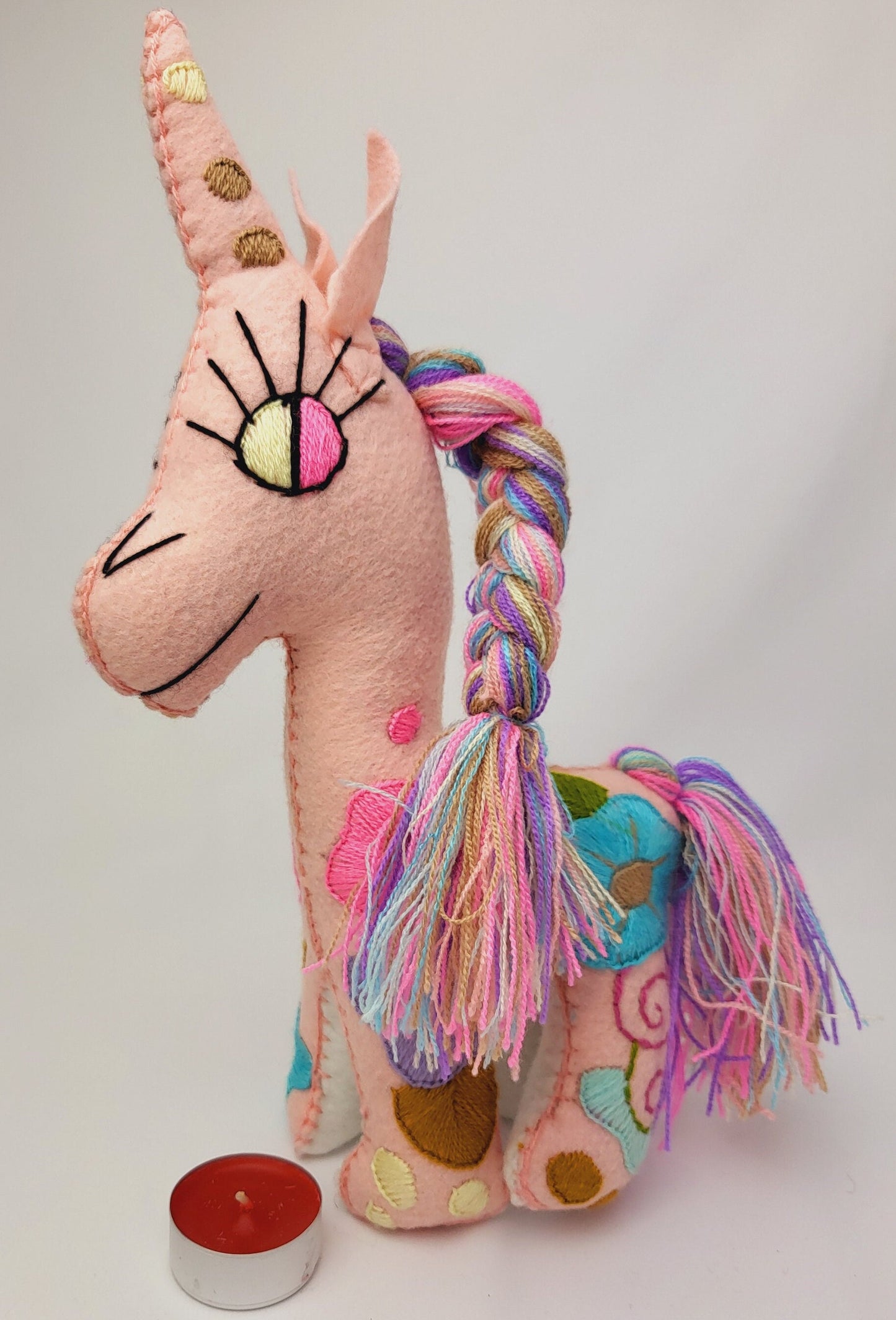 Licorne en peluche faite à la main, animal en peluche décoratif du Mexique