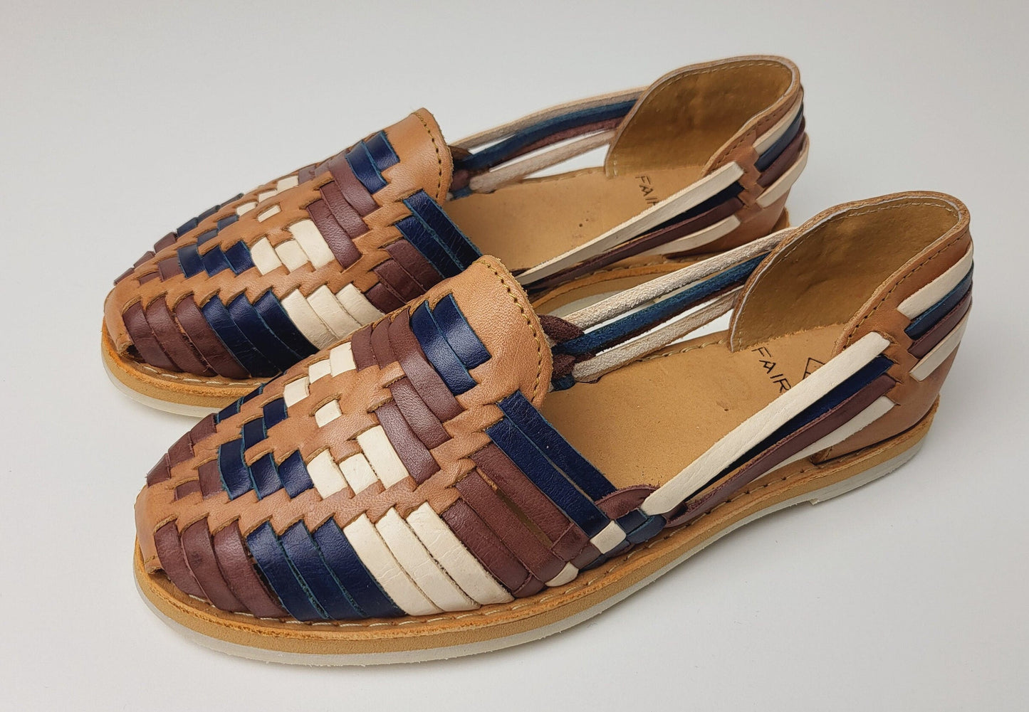 Mexican Huaraches, Women's Leather Sandals, Flat Sandals with Closed Toe, Handmade Women's Sandals, Genuine Leather Shoe