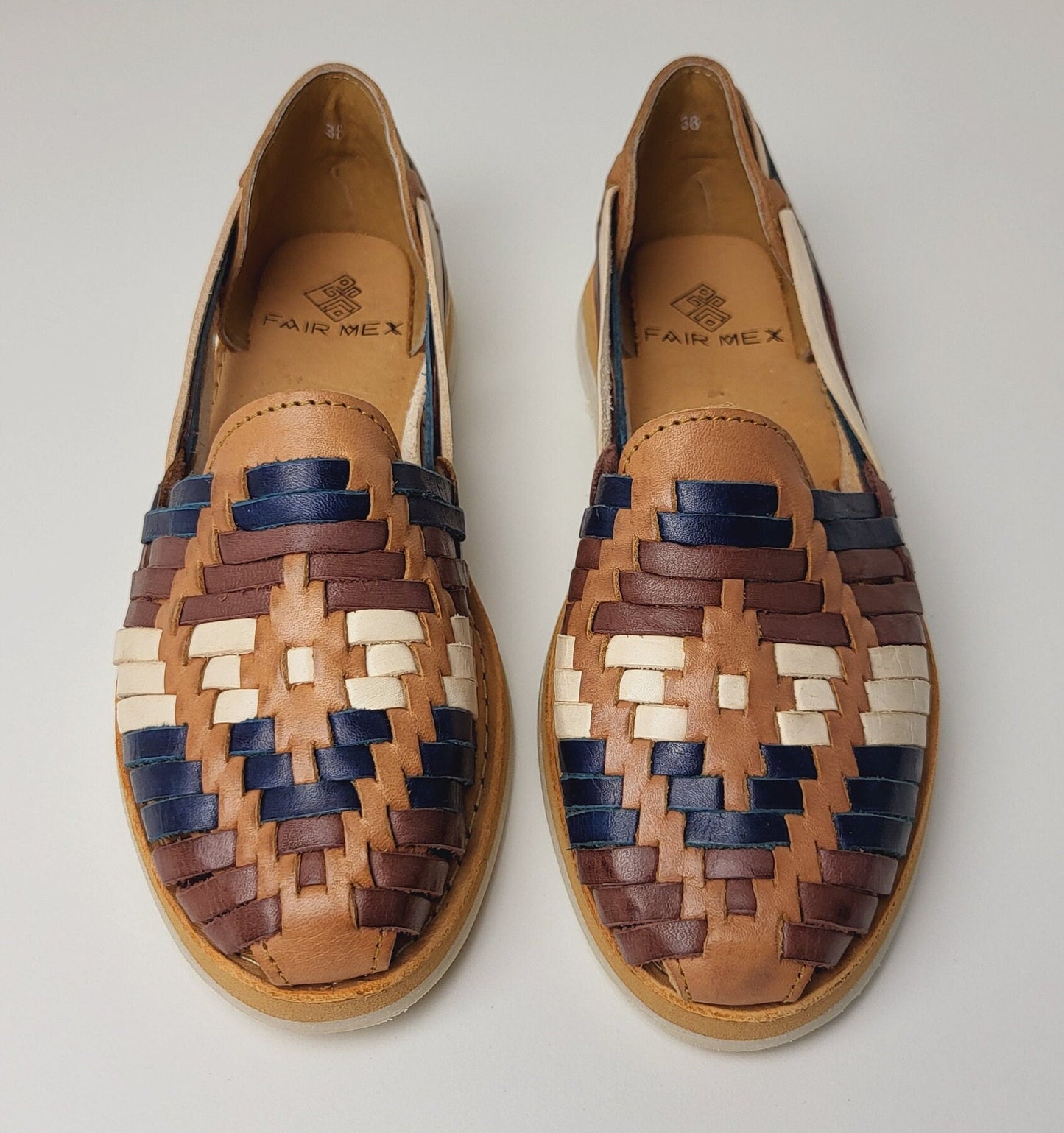 Mexican Huaraches, Women's Leather Sandals, Flat Sandals with Closed Toe, Handmade Women's Sandals, Genuine Leather Shoe
