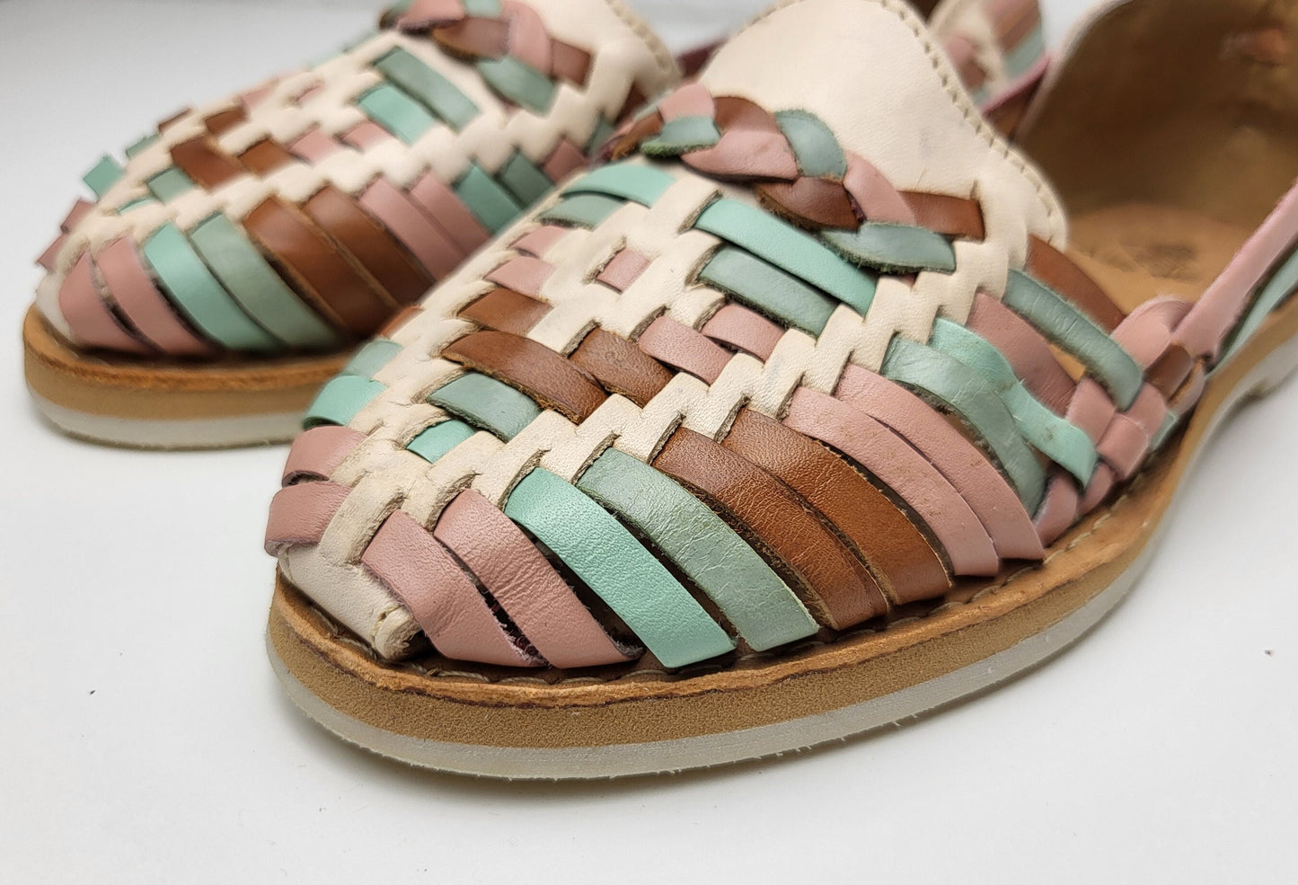 Mexican Sandals Women, Women Leather Sandals, Flat Sandals with Closed Toe, Handmade Women Sandals, Leather Shoes