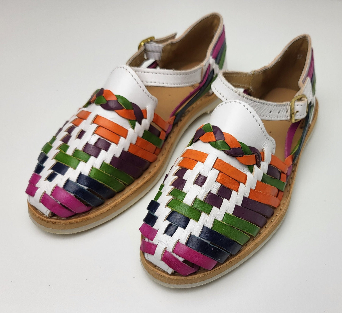 Mexican Huarache sandals, handmade Huarache shoes made of leather, leather sandals