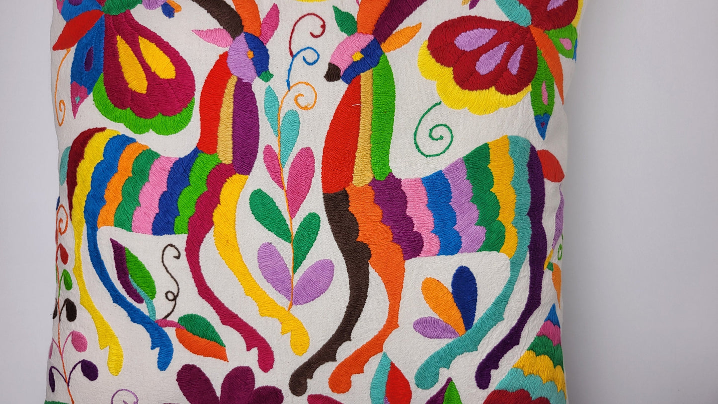 Mexican hand embroidered pillow cover, Otomi pillow cover, Mexico pillow, Mexican pillow cover