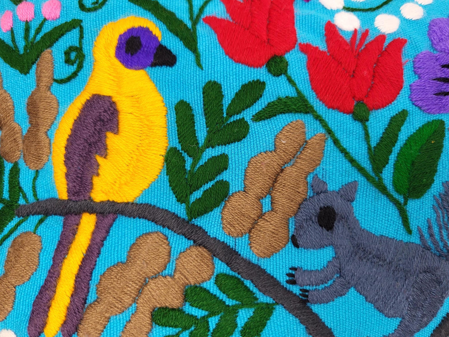 housse de coussin brodée et tissée à la main, housse de coussin motif animalier