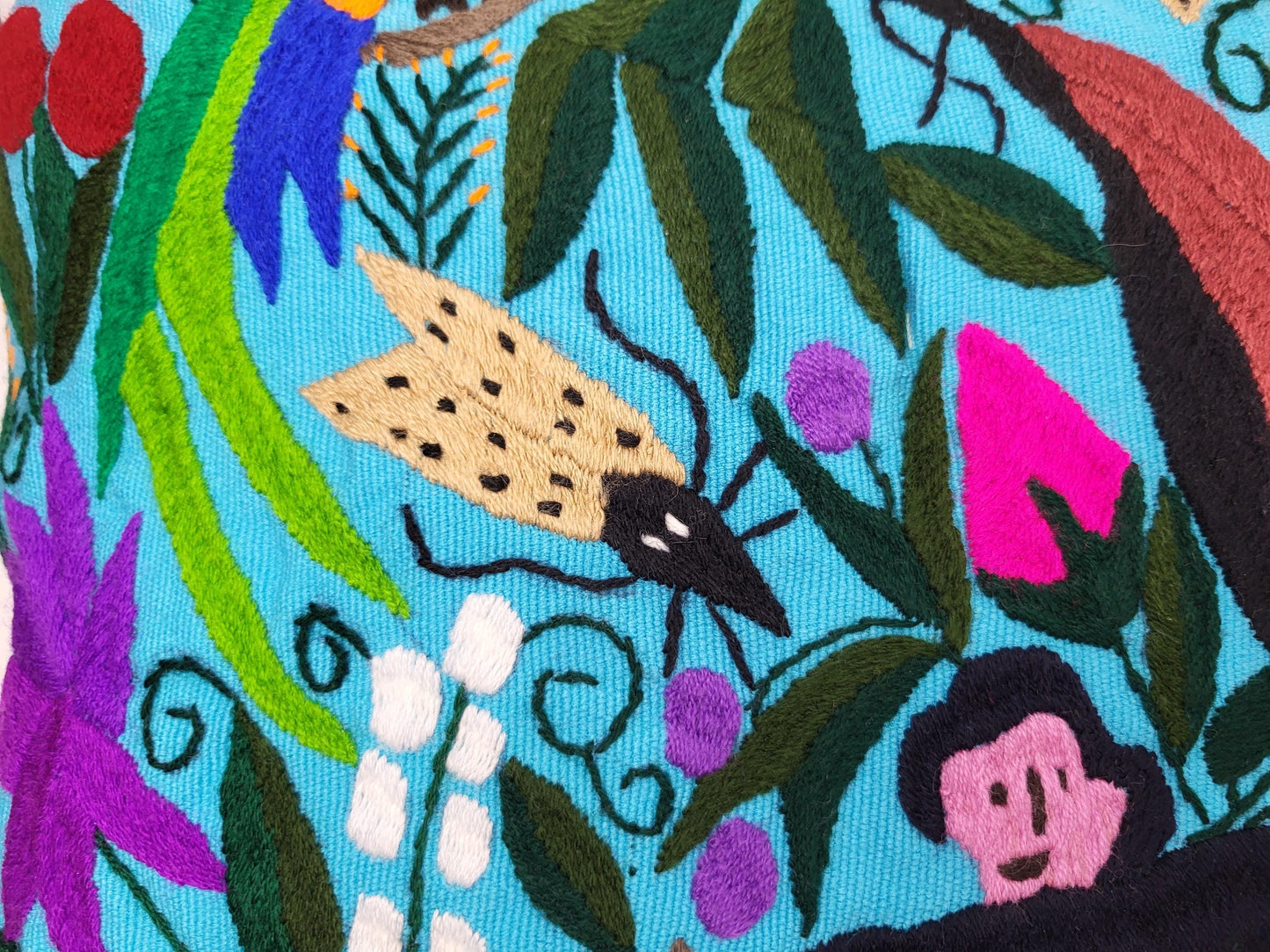 Magnifique housse de coussin à imprimé animalier mexicain – Fabriquée à la main au Chiapas