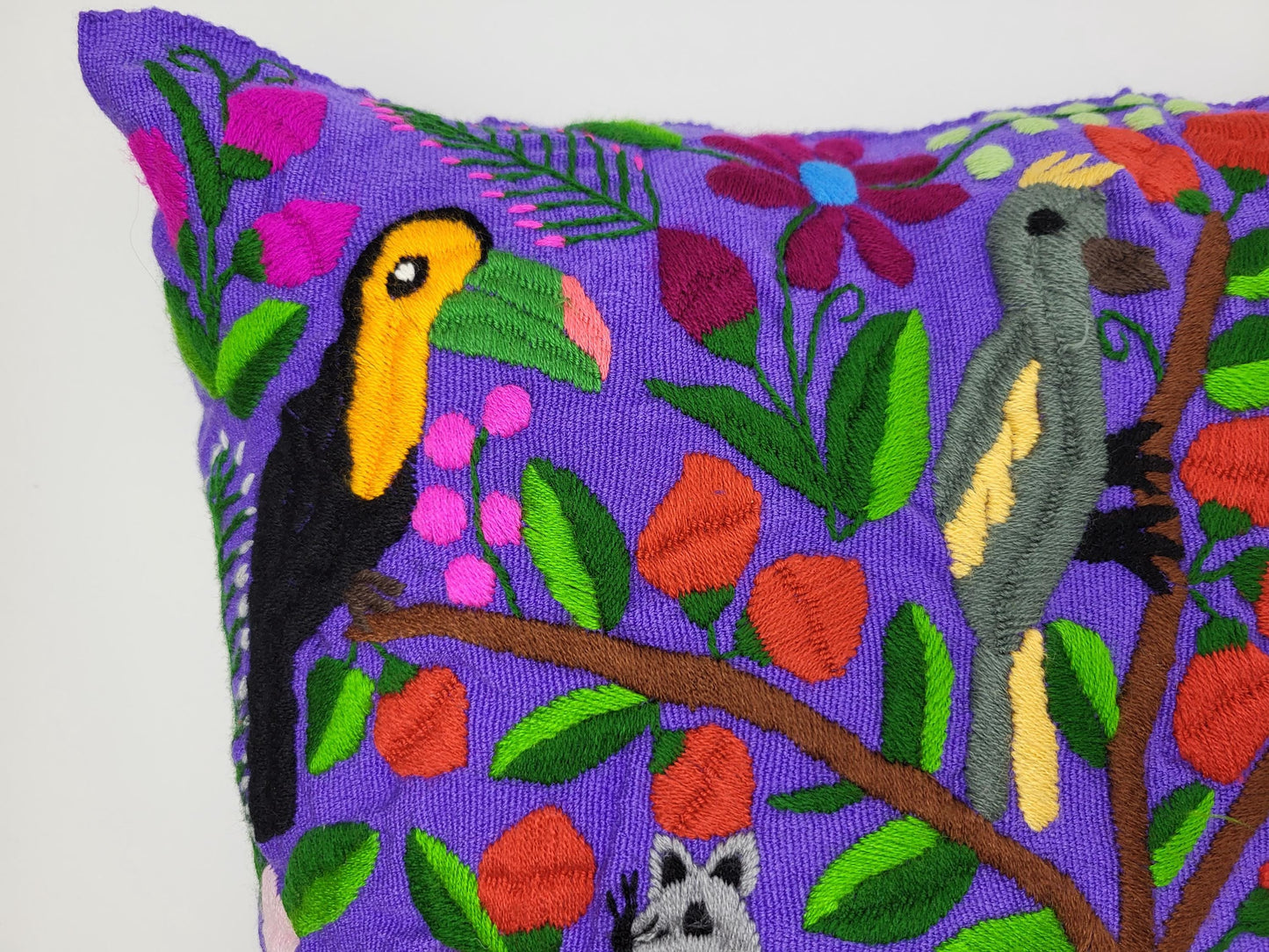 Beautiful Mexican animal print cushion cover – Handmade in Chiapas