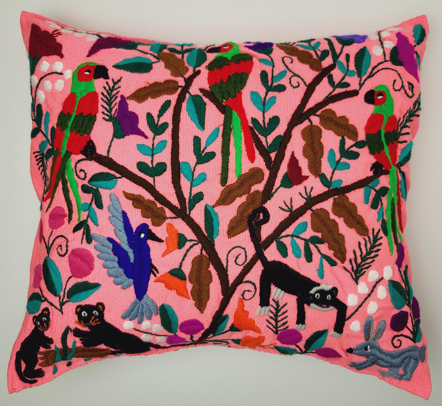housse de coussin brodée et tissée à la main, housse de coussin motif animalier