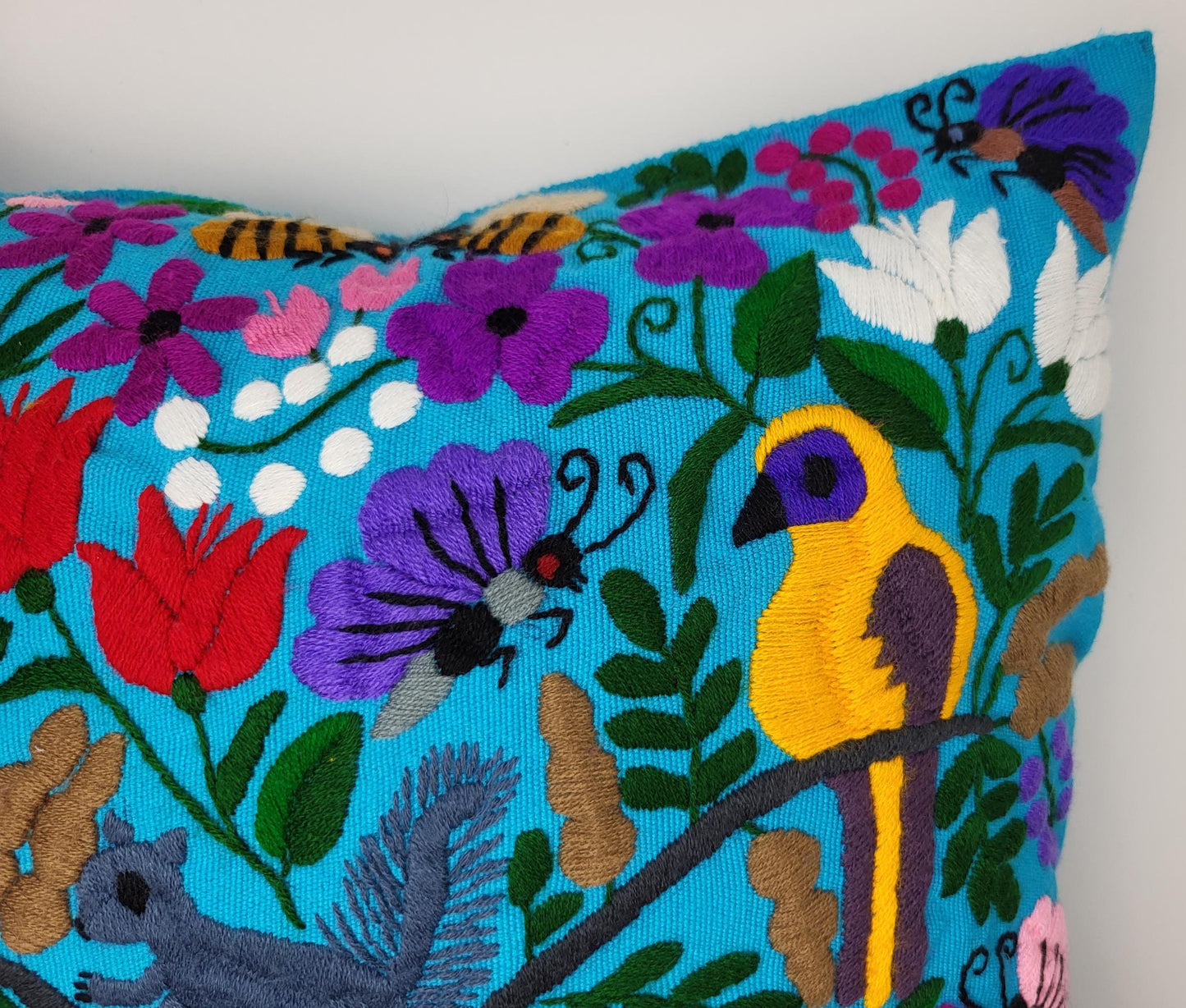 housse de coussin brodée et tissée à la main, housse de coussin motif animalier