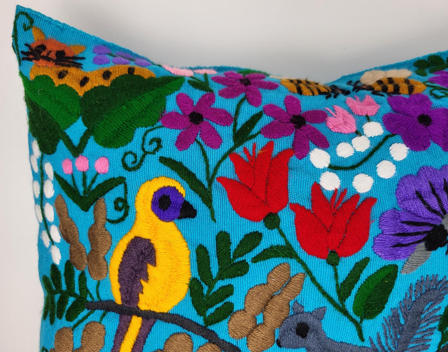 housse de coussin brodée et tissée à la main, housse de coussin motif animalier