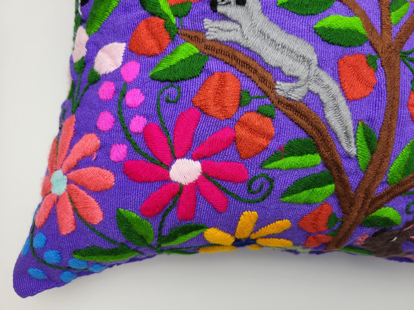 Beautiful Mexican animal print cushion cover – Handmade in Chiapas
