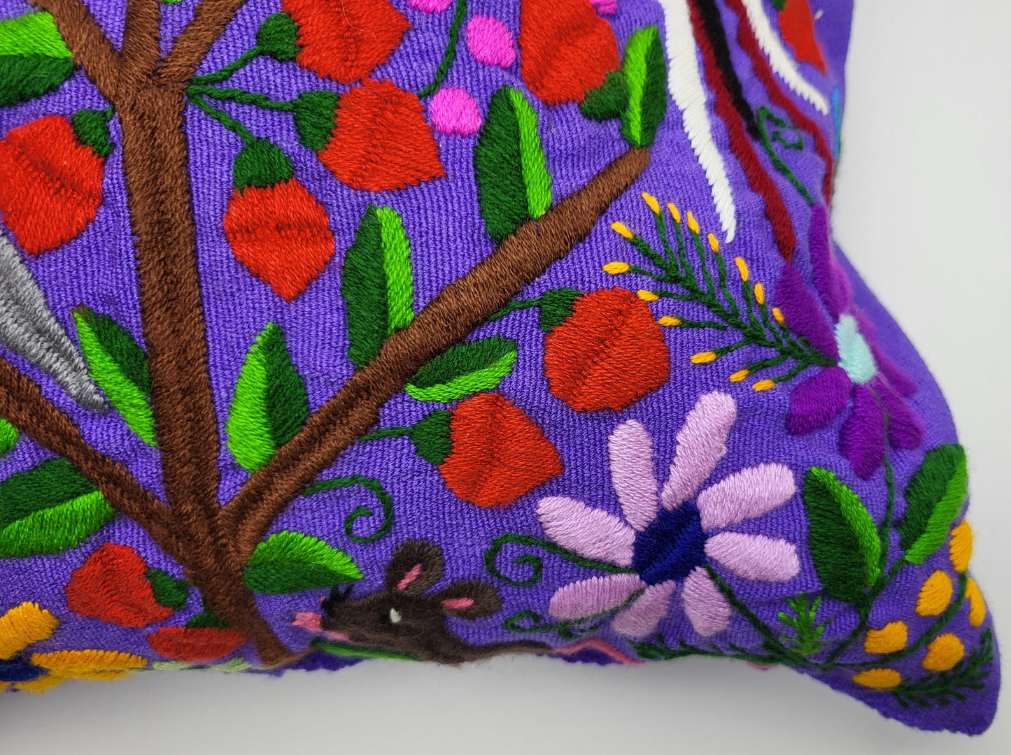 Beautiful Mexican animal print cushion cover – Handmade in Chiapas