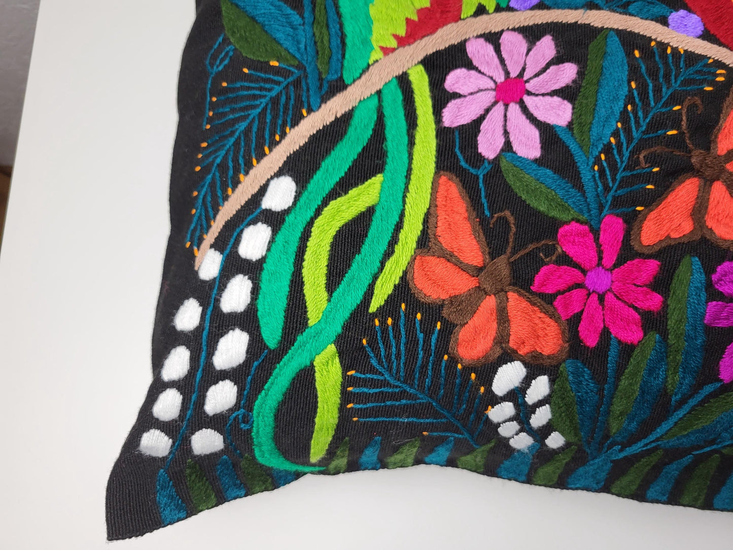 housse de coussin brodée et tissée à la main, housse de coussin motif animalier
