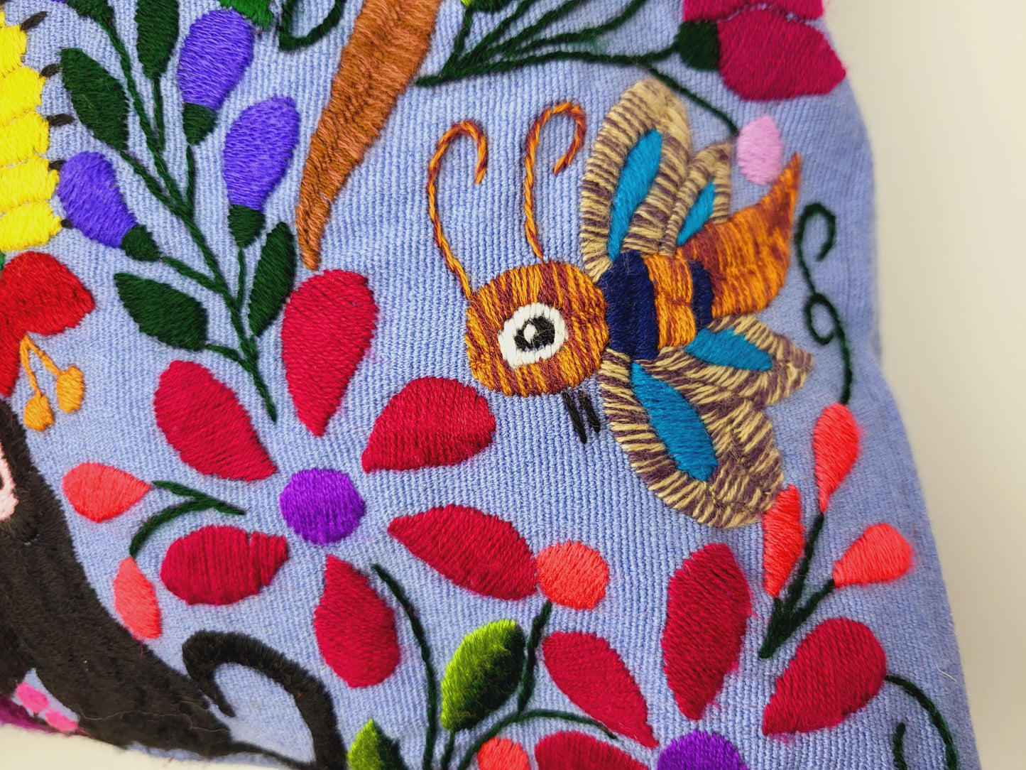 housse de coussin brodée et tissée à la main, housse de coussin motif animalier