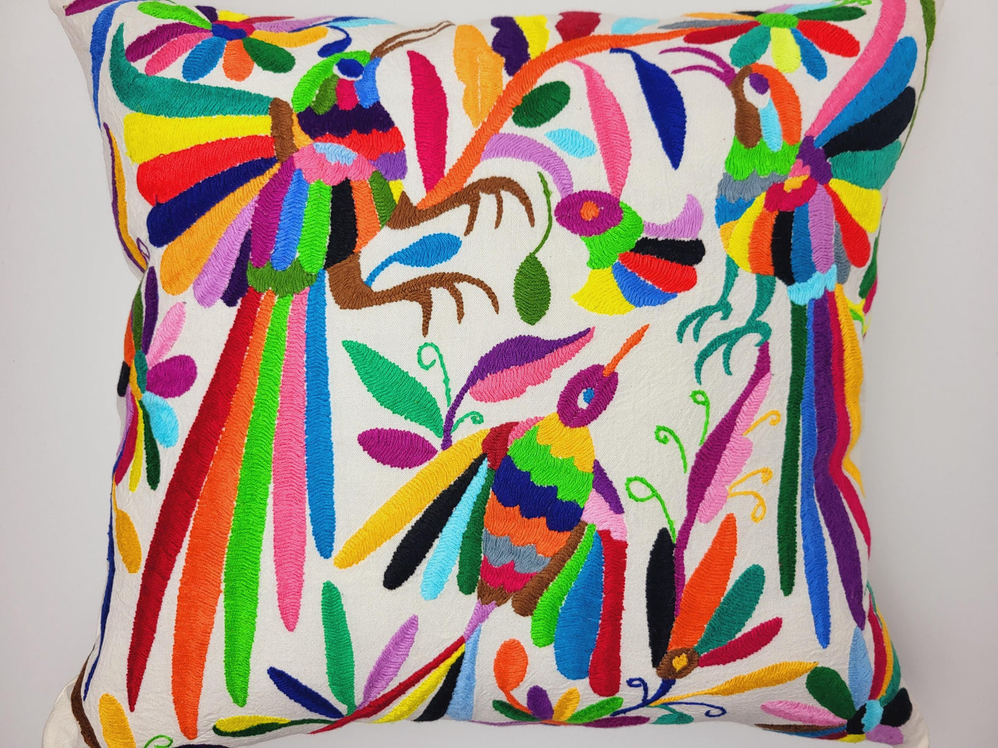 Mexican hand embroidered pillow cover, Otomi pillow cover, Mexico pillow, Mexican pillow cover