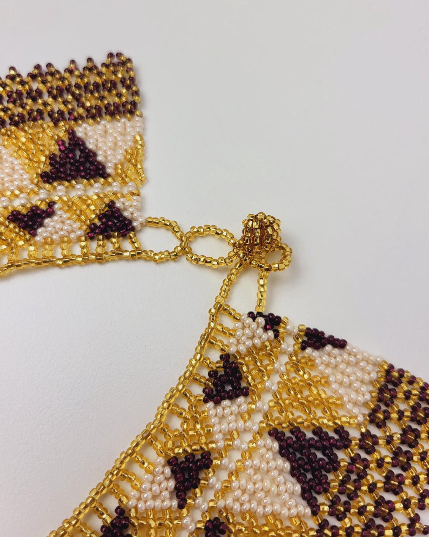 handgemachte Perlenkette, Perlenschmuck aus Chiapas Mexiko, bunte Ketten hergestellt von Indigenen Frauen