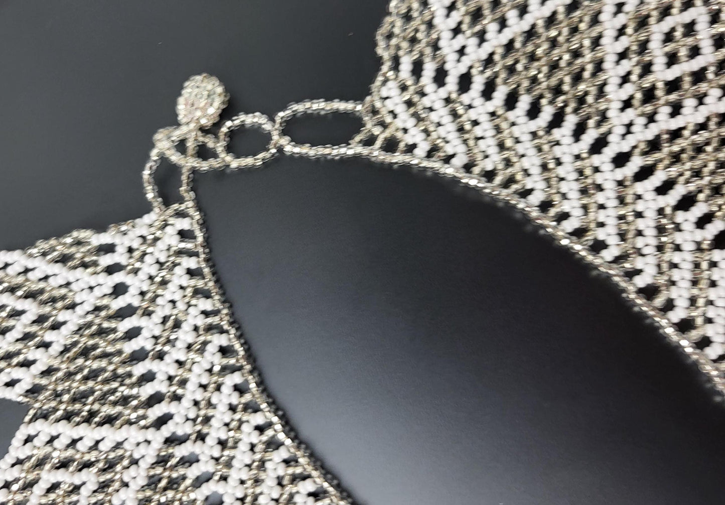 handgemachte Perlenkette, Perlenschmuck aus Chiapas Mexiko, bunte Ketten hergestellt von Indigenen Frauen