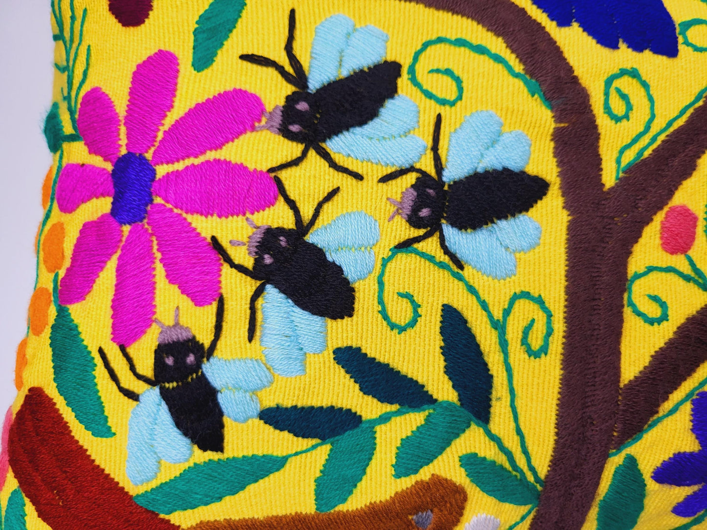 Handbestickter mexikanischer Kissenbezug - Authentisches Kunsthandwerk aus Chiapas