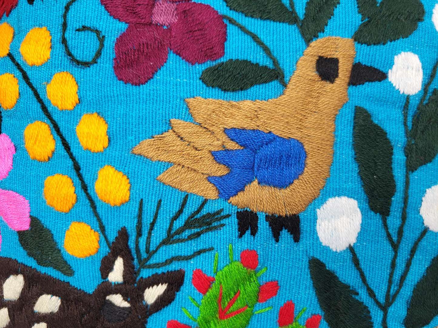 mexikanisches Zierkissen Couchkissen mit Tiermotiven handgewebt & bestickt