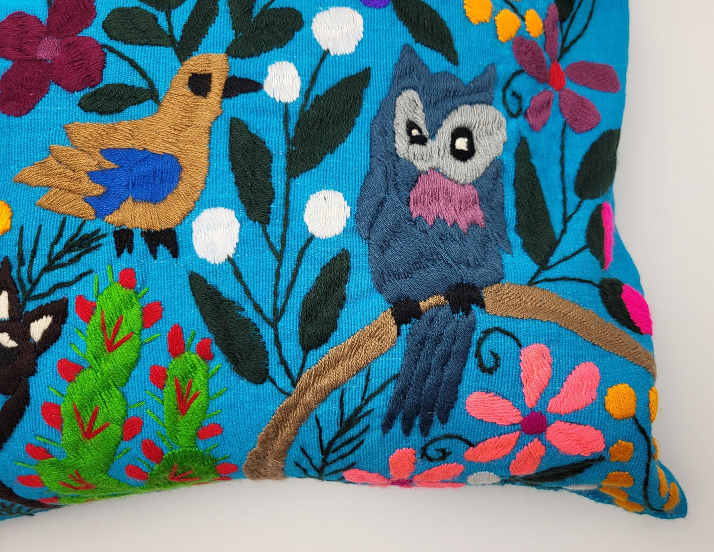 mexikanisches Zierkissen Couchkissen mit Tiermotiven handgewebt & bestickt