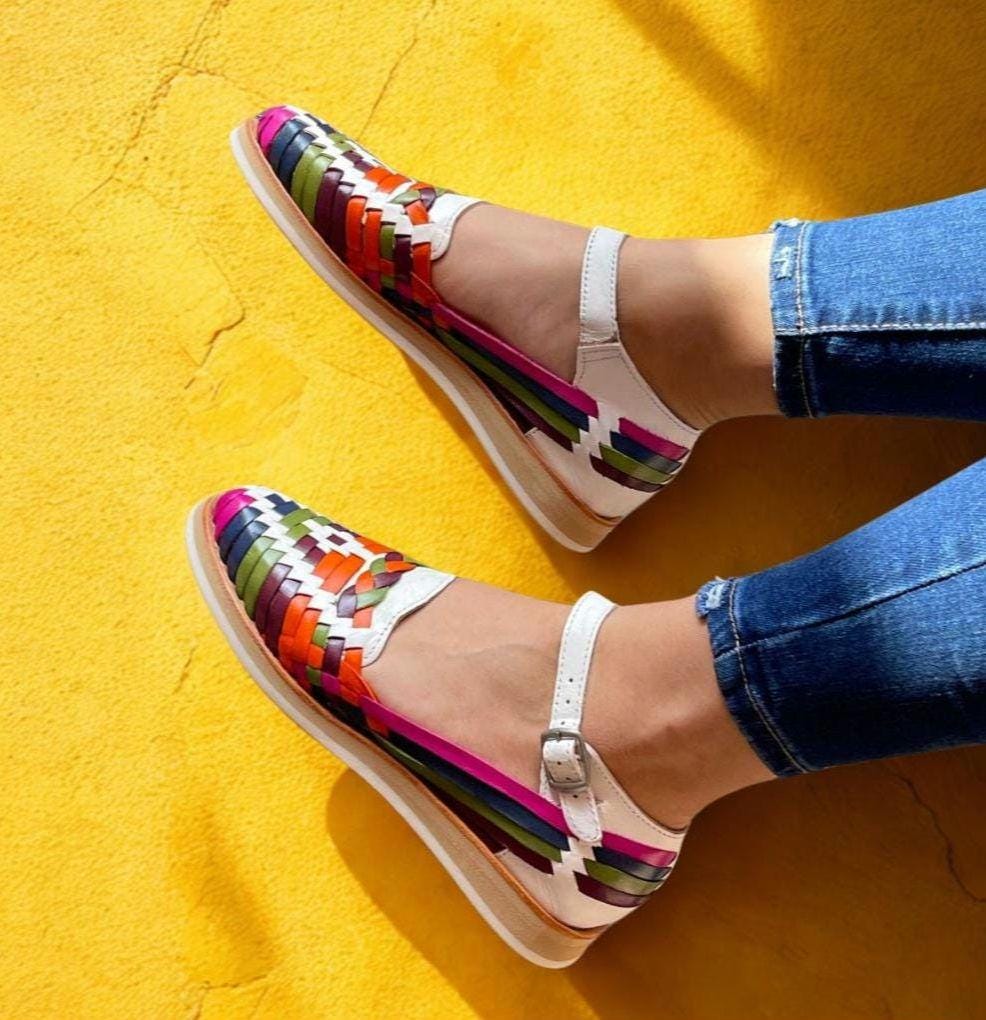Mexican Huarache sandals, handmade Huarache shoes made of leather, leather sandals