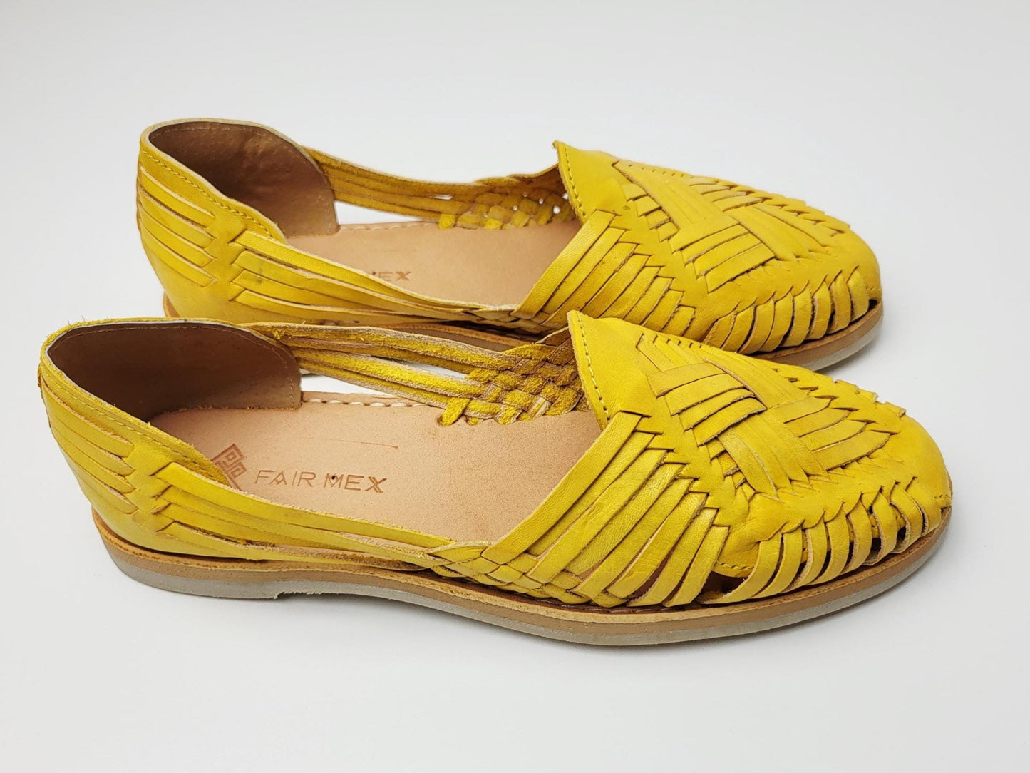 mexikanische Sandalen Damen, Damen Ledersandalen, Flache Sandalen mit geschlossener Spitze, Handgefertigte Damen Sandalen, Lederschuhe