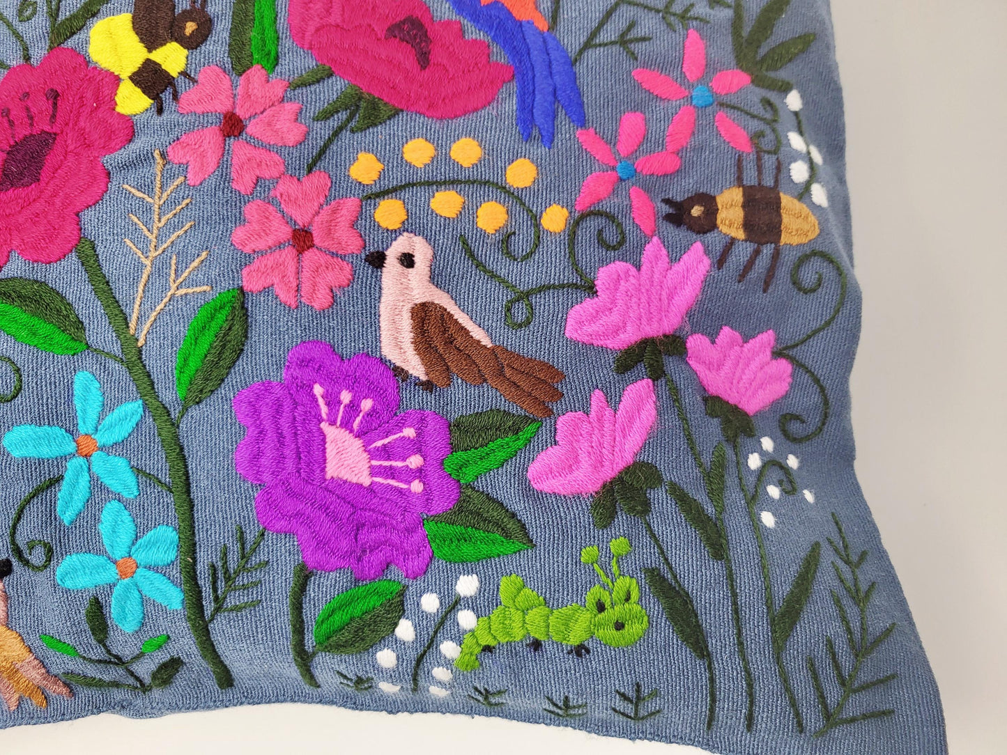 mexikanisches Zierkissen Couchkissen mit Tiermotiven handgewebt & bestickt