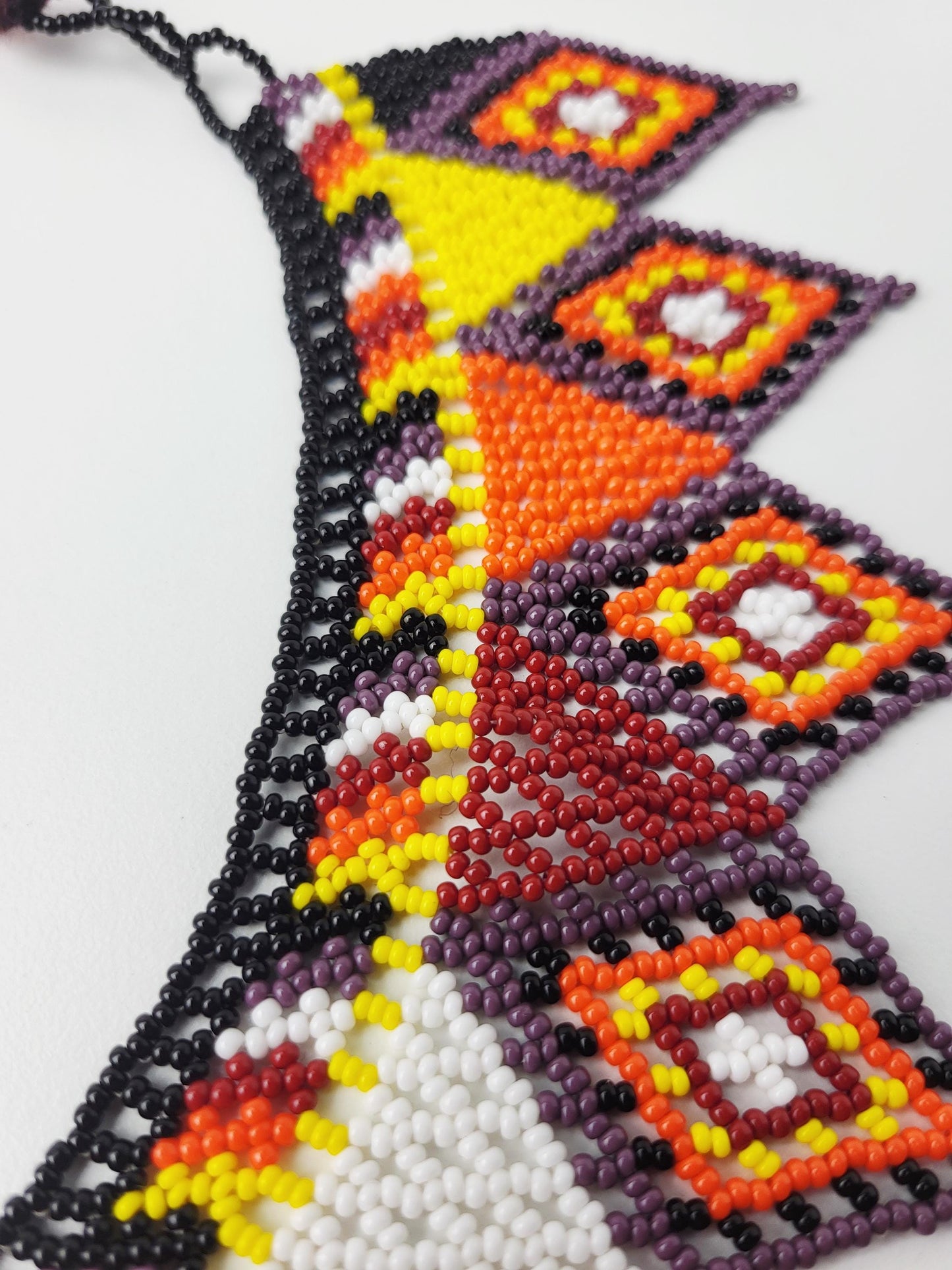 mexikanische Perlenschmuck, Perlenkette aus Chiapas Mexiko, bunte Ketten hergestellt von Indigenen Frauen