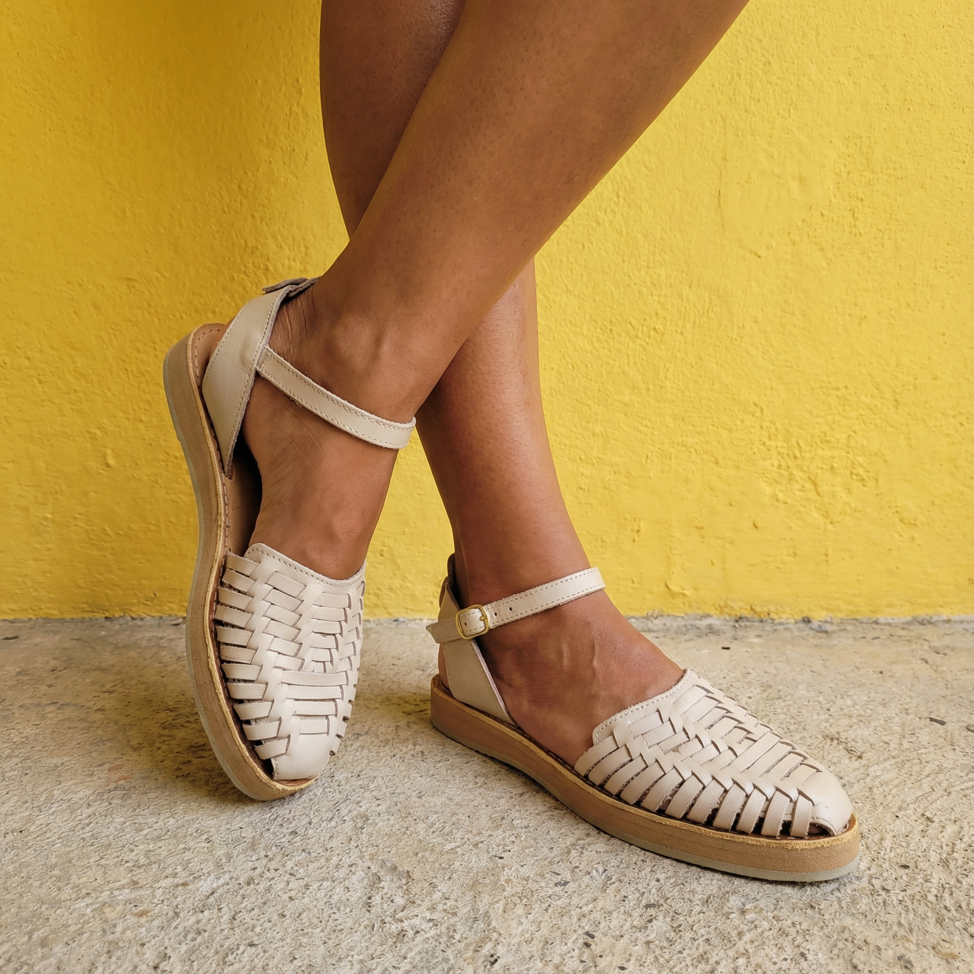 Weiße Huaraches Fairmex