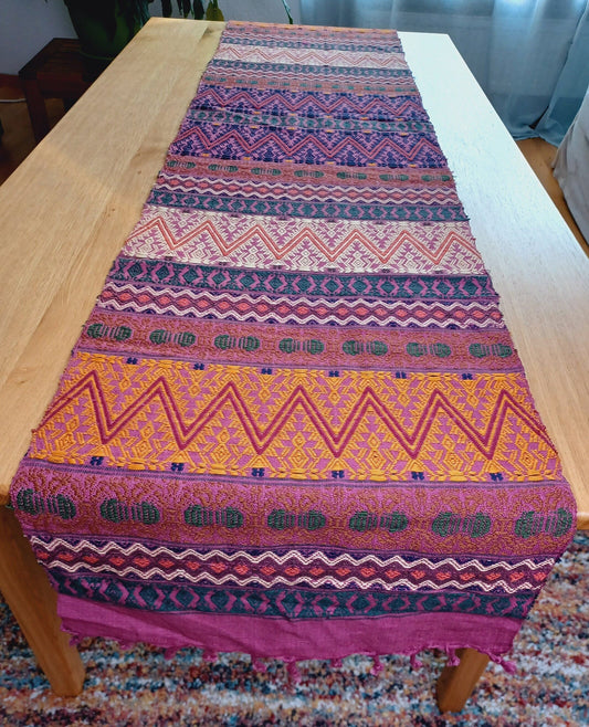 Mexikanischer Tischläufer, handgewebt in Chiapas,