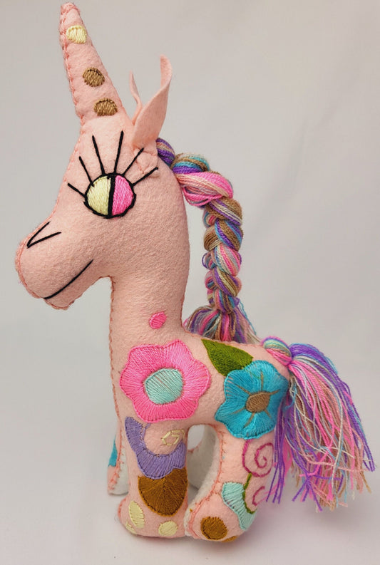 Licorne en peluche faite à la main, animal en peluche décoratif du Mexique