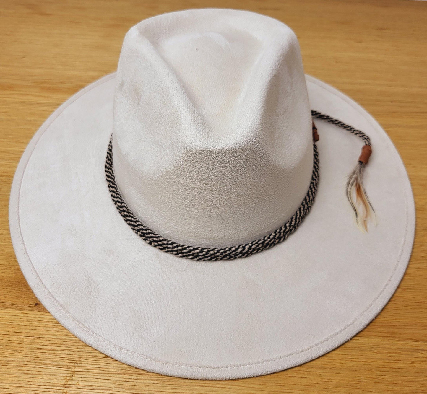 Fedora Hut mit Feder, handgemachter Hut aus Mexiko,  Hut mit Federn, Boho Hut