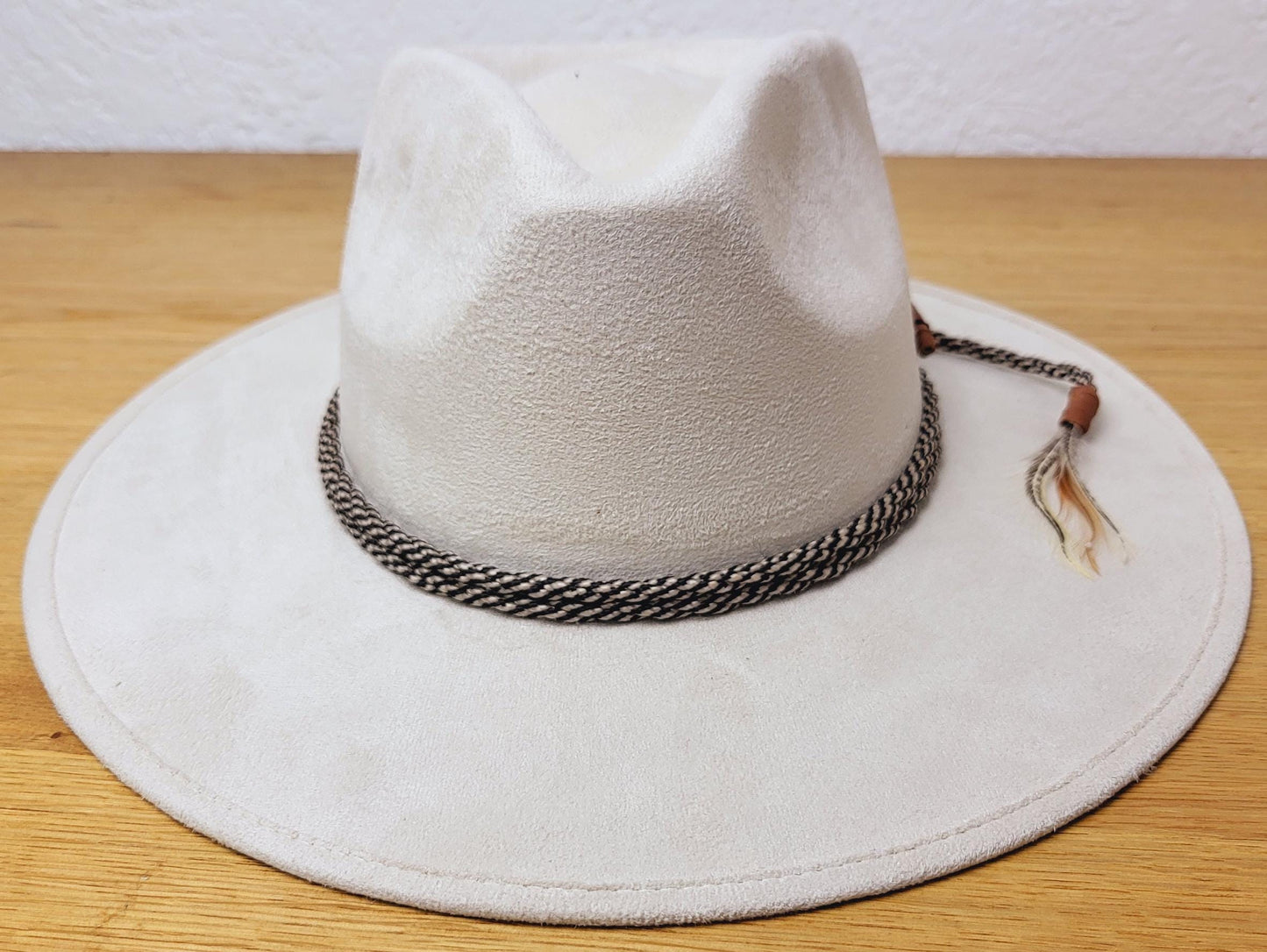 Fedora Hut mit Feder, handgemachter Hut aus Mexiko,  Hut mit Federn, Boho Hut