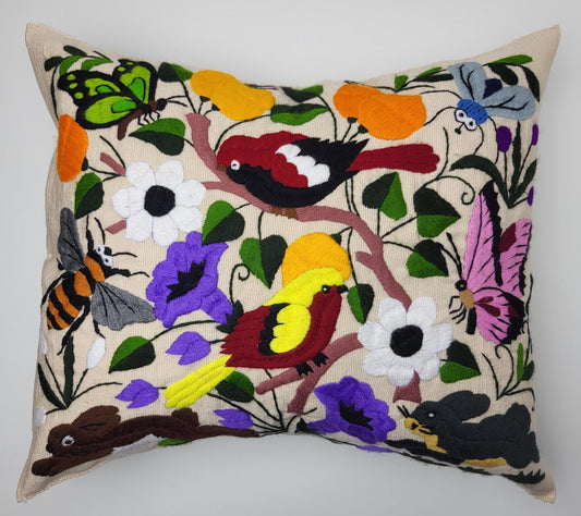 Housse de coussin mexicaine brodée et tissée à la main avec motif animalier – Artisanat unique du Mexique