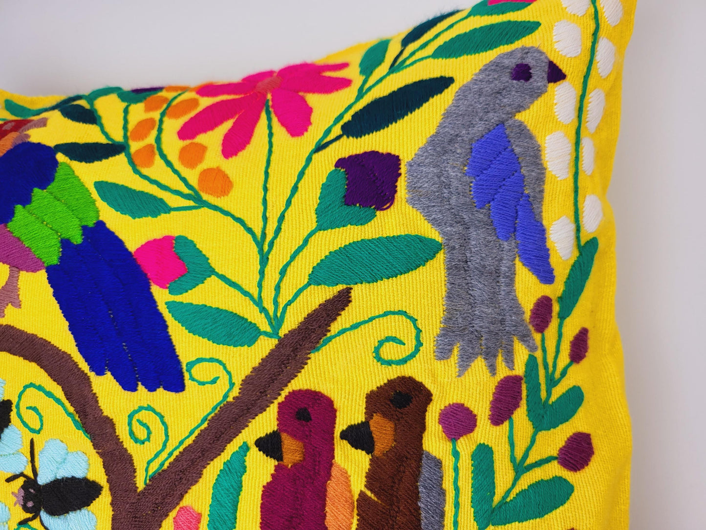 Handbestickter mexikanischer Kissenbezug - Authentisches Kunsthandwerk aus Chiapas