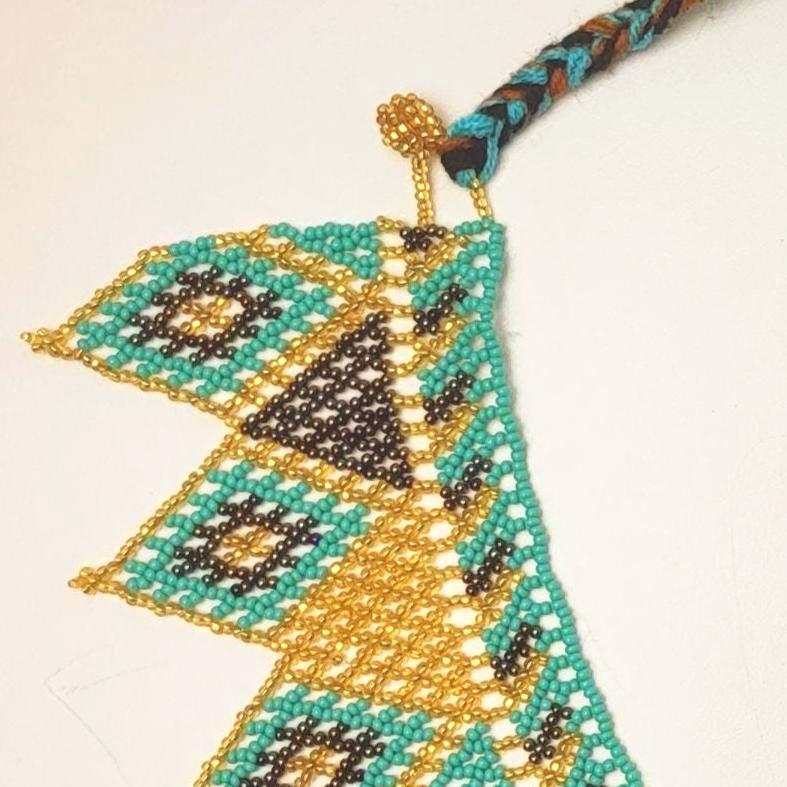 handgemachte Perlenkette, Perlenschmuck aus Chiapas Mexiko, bunte Ketten hergestellt von Indigenen Frauen