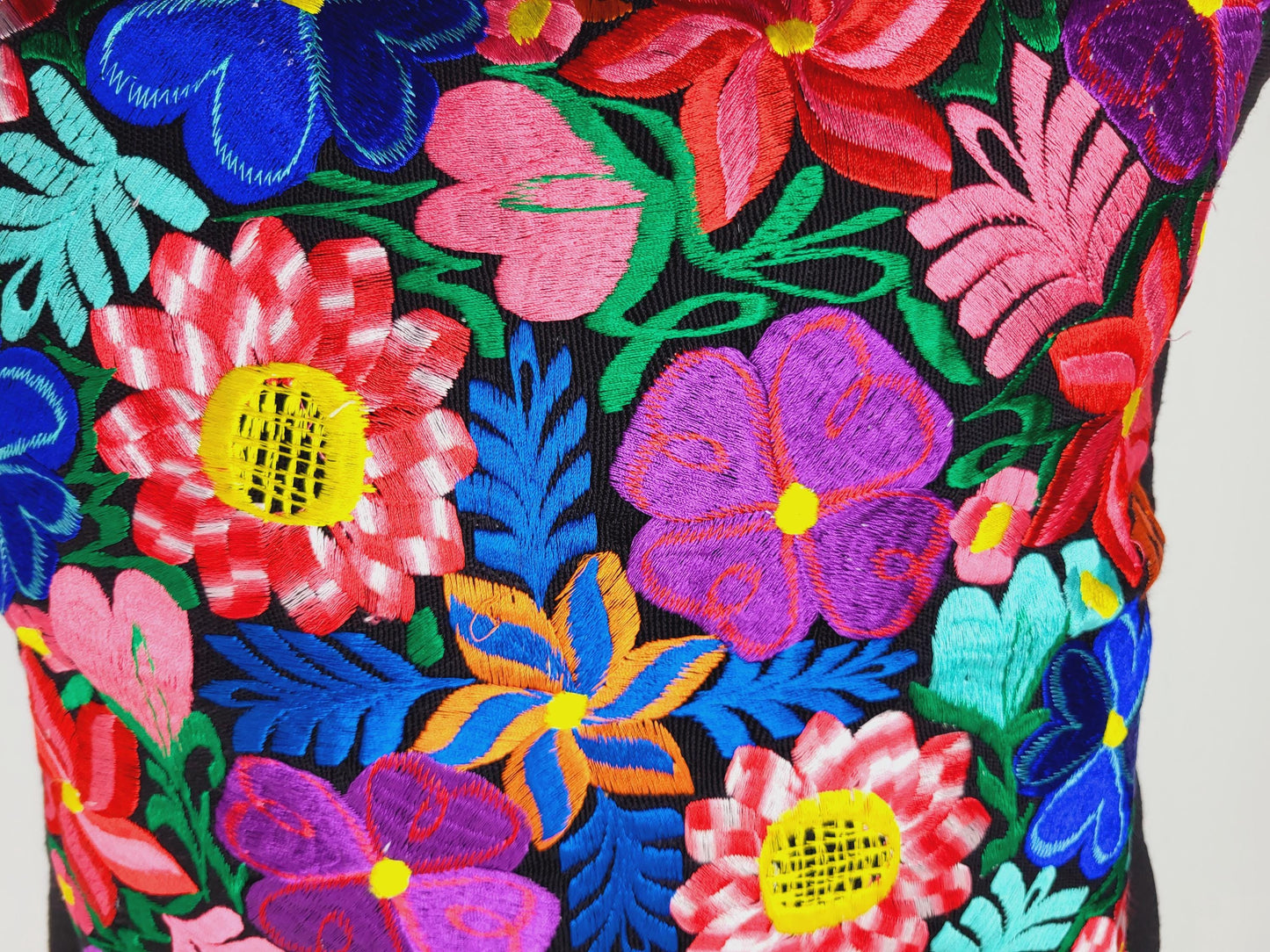Mexikanischer handbestickter traditioneller Kissenbezug / mexikanisches buntes Dekor / Chiapas Stil / buntes Blumenmuster