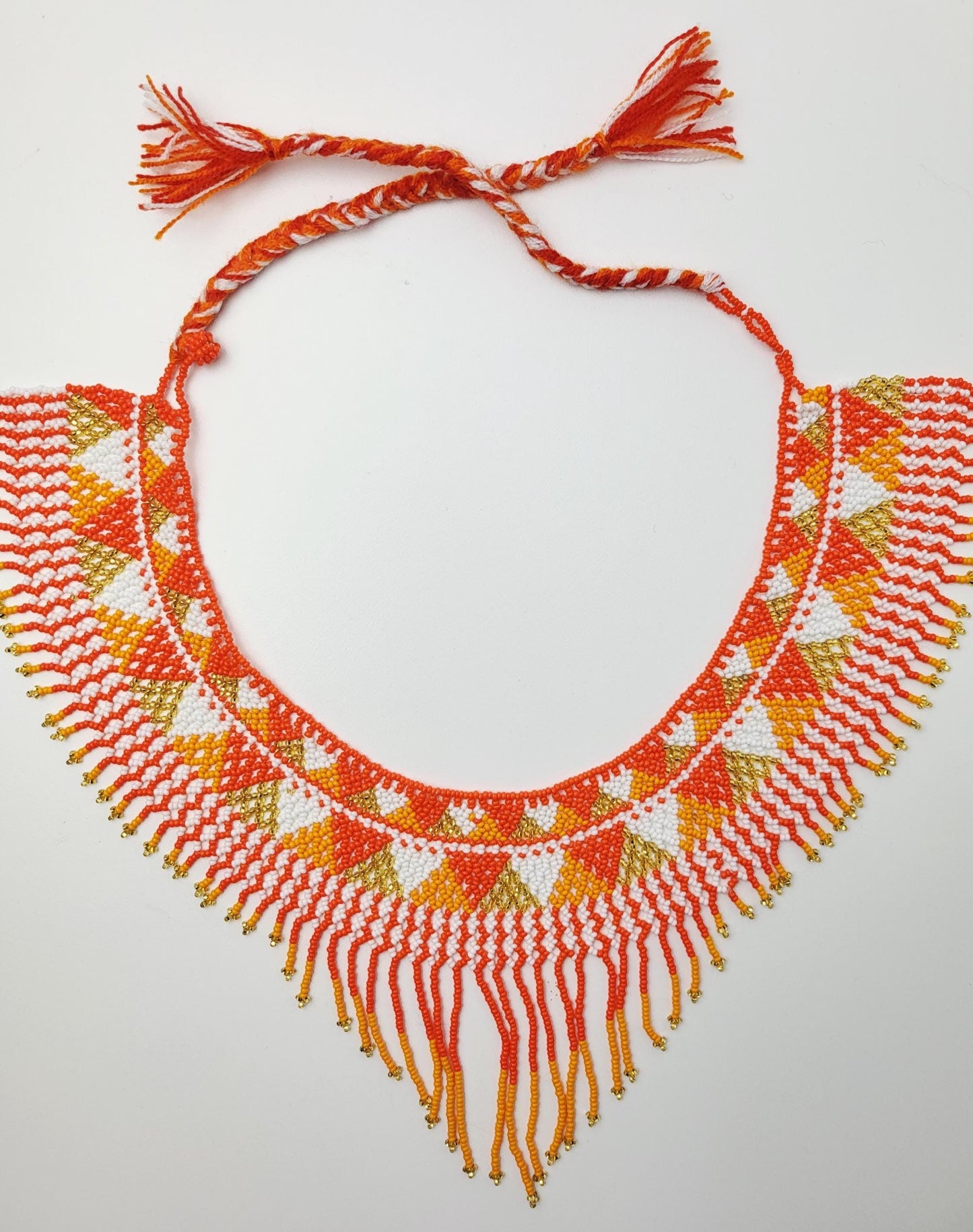 mexikanische Perlenschmuck, Perlenkette aus Chiapas Mexiko, bunte Ketten hergestellt von Indigenen Frauen