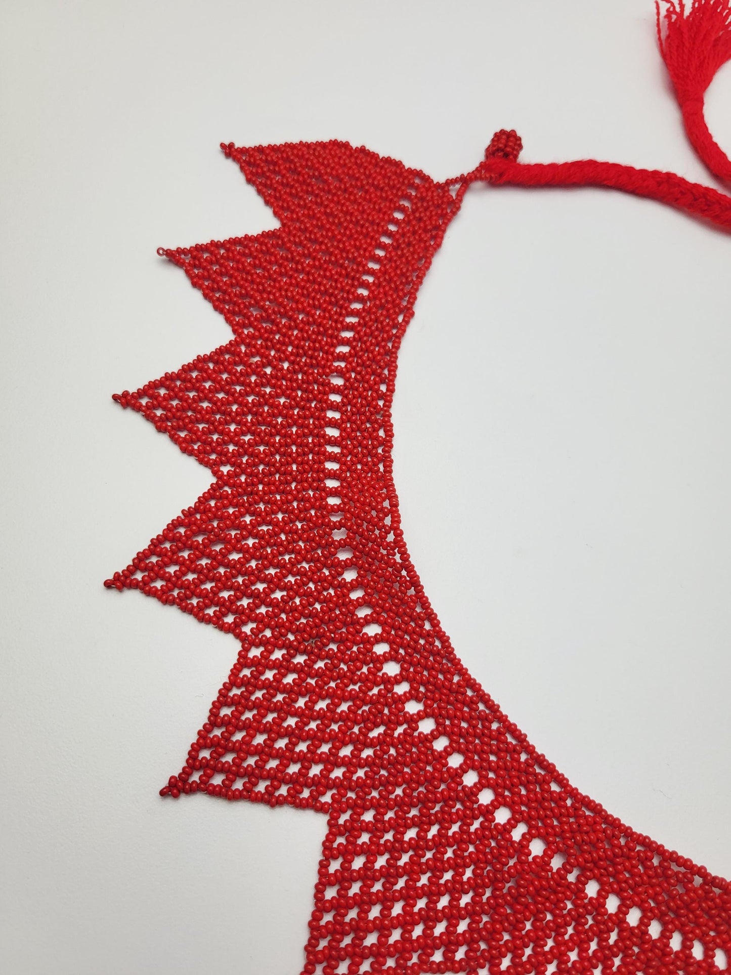 mexikanische Perlenschmuck, Perlenkette aus Chiapas Mexiko, bunte Ketten hergestellt von Indigenen Frauen