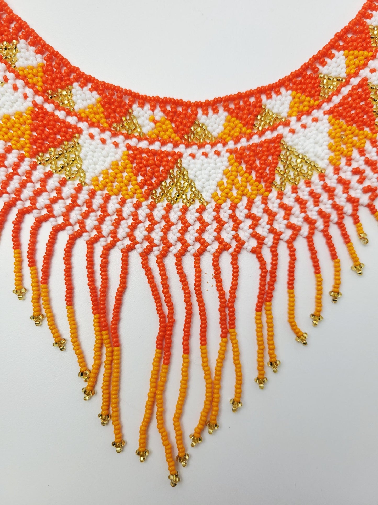 mexikanische Perlenschmuck, Perlenkette aus Chiapas Mexiko, bunte Ketten hergestellt von Indigenen Frauen