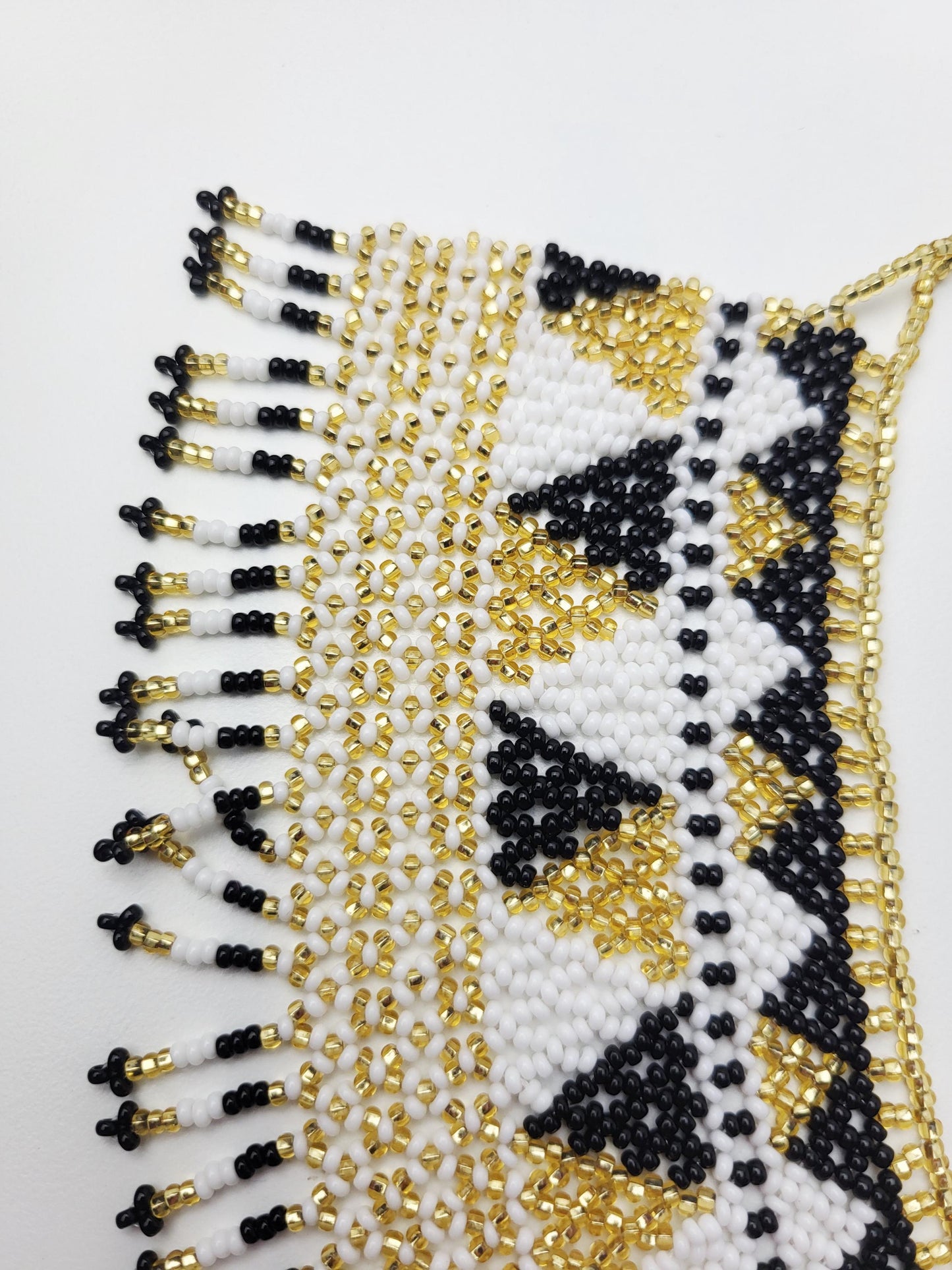 mexikanische Perlenschmuck, Perlenkette aus Chiapas Mexiko, bunte Ketten hergestellt von Indigenen Frauen