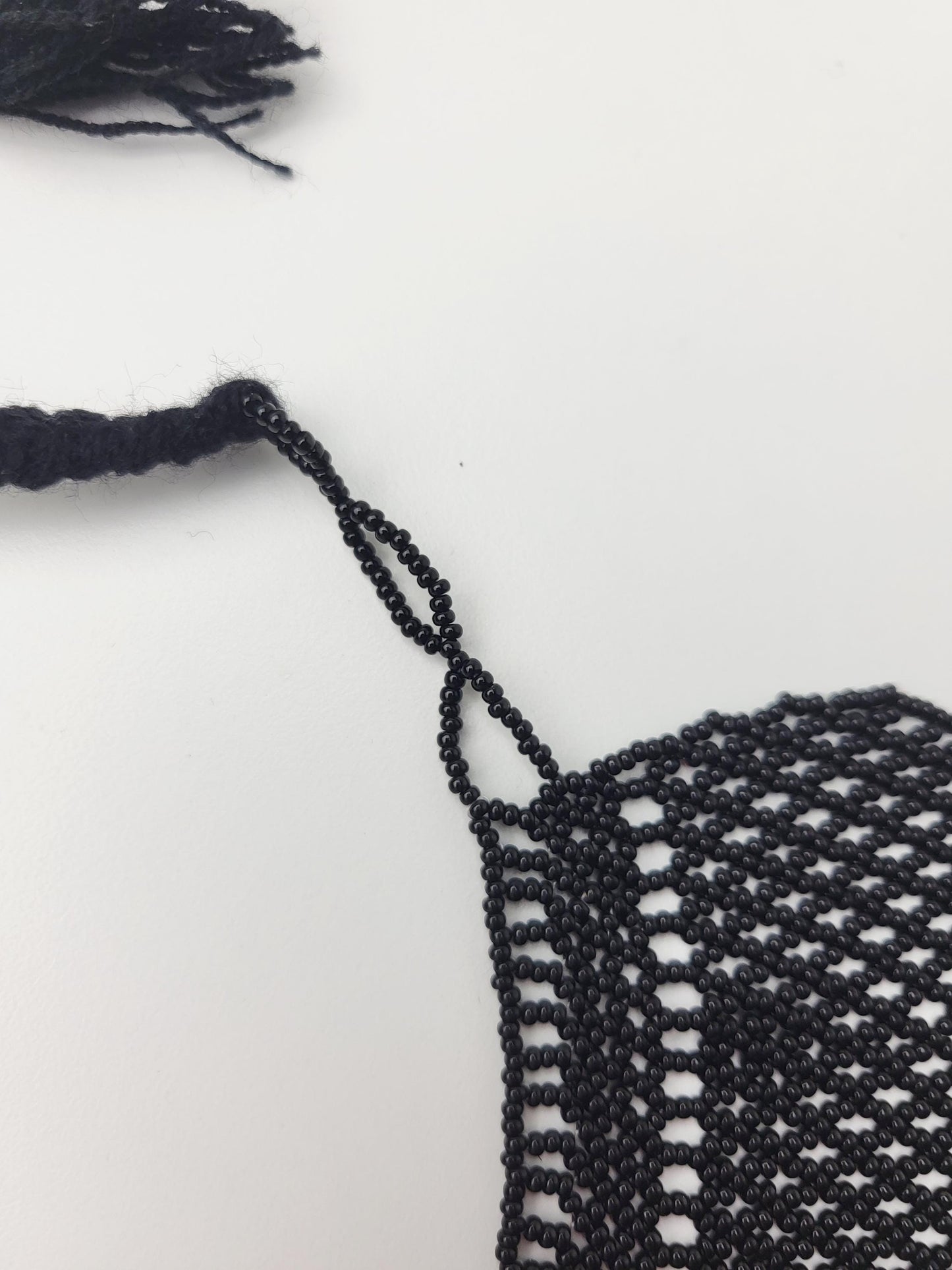 mexikanische Perlenschmuck, Perlenkette aus Chiapas Mexiko, bunte Ketten hergestellt von Indigenen Frauen